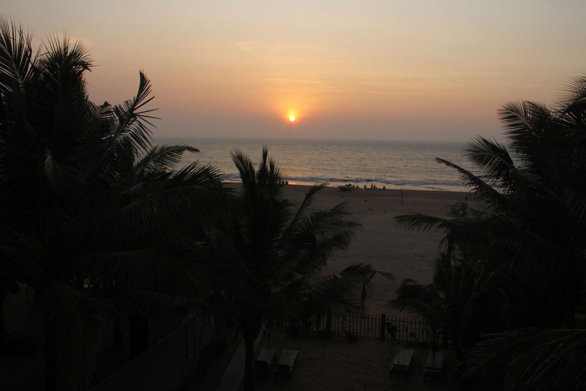Zendara Hotel Negombo Exterior photo